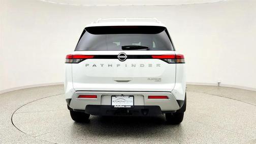 Everest White Pearl Tricoat 2025 Nissan Pathfinder Platinum 4WD