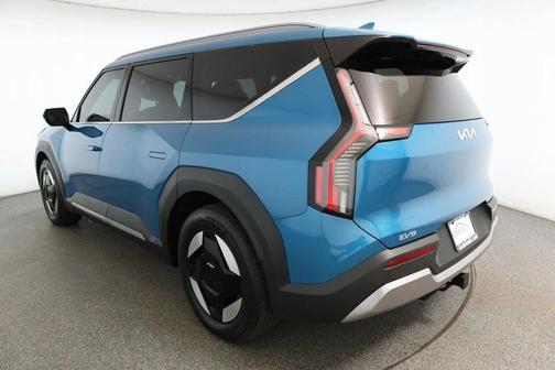 2024 Kia EV9 Wind