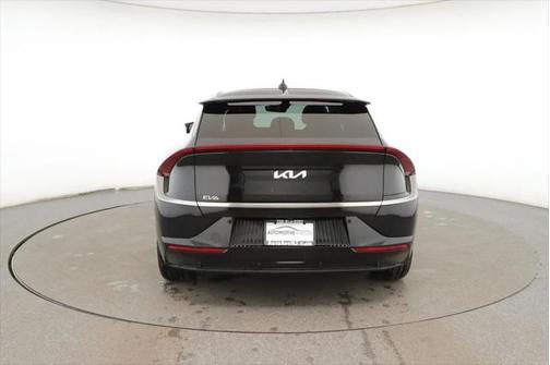 2022 Kia EV6 Wind