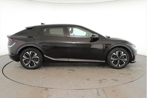 2022 Kia EV6 Wind