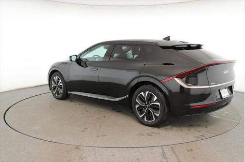 2022 Kia EV6 Wind