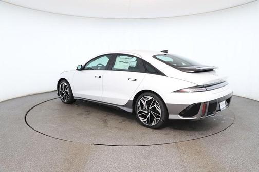 2025 Hyundai IONIQ 6 SEL