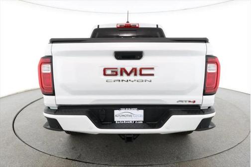 2023 GMC Canyon Base