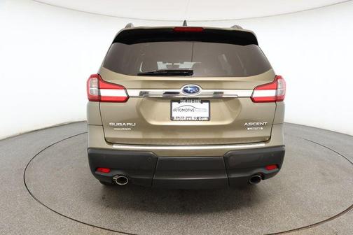 2022 Subaru Ascent Limited 8-Passenger