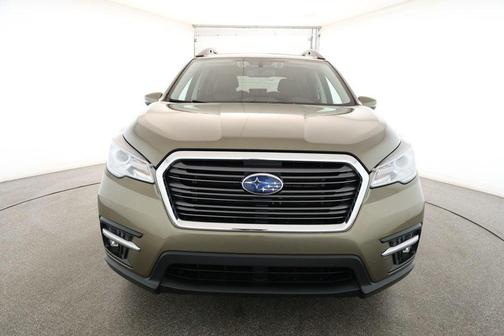 2022 Subaru Ascent Limited 8-Passenger