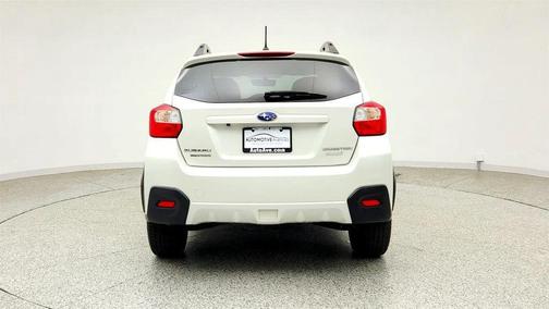 Crystal White Pearl 2017 Subaru Crosstrek 2.0i Premium