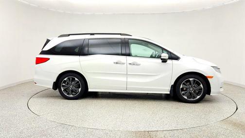 Platinum White Pearl 2023 Honda Odyssey Elite