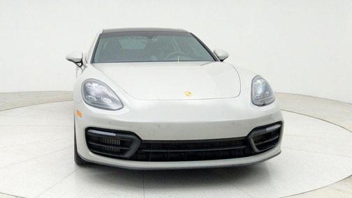 2022 Porsche Panamera 4 Platinum Edition