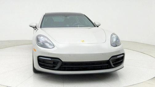 2022 Porsche Panamera 4 Platinum Edition