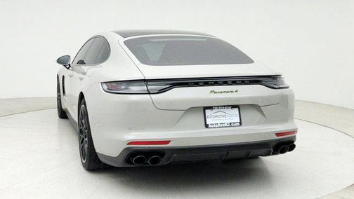 2022 Porsche Panamera 4 Platinum Edition