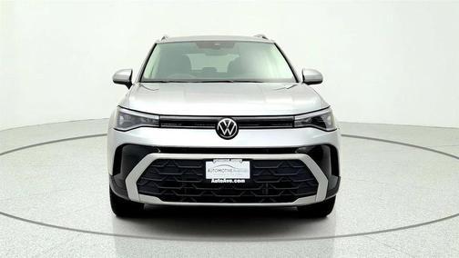Pyrite Silver Metallic 2025 Volkswagen Taos 1.5T SE