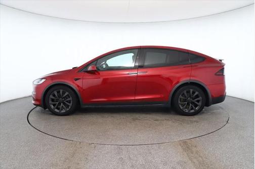 2023 Tesla Model X Standard Range