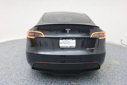 2025 Tesla Model Y Performance Dual Motor All-Wheel Drive