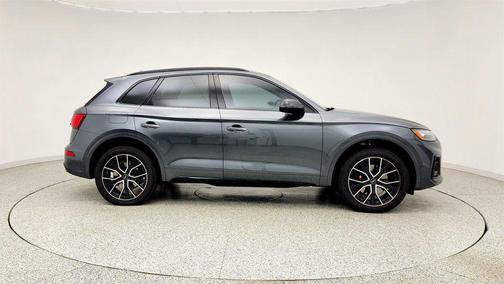 Daytona Gray Pearl Effect 2022 Audi SQ5 3.0T Prestige