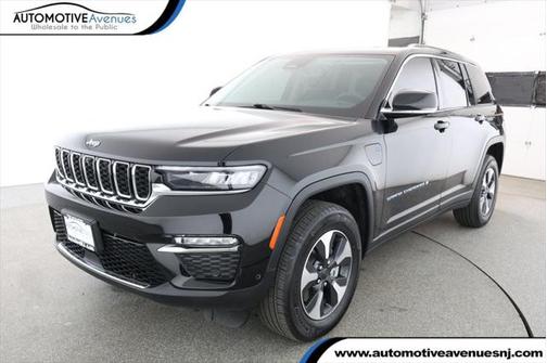 2023 Jeep Grand Cherokee 4xe Base