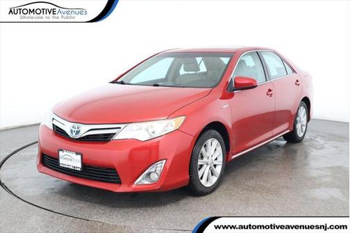 2012 Toyota Camry Hybrid XLE