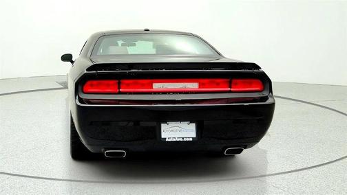 Brilliant Black Crystal Pearlcoat 2010 Dodge Challenger R/T