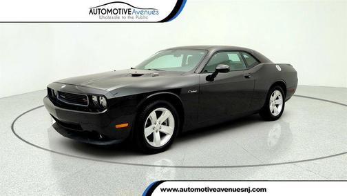 Brilliant Black Crystal Pearlcoat 2010 Dodge Challenger R/T