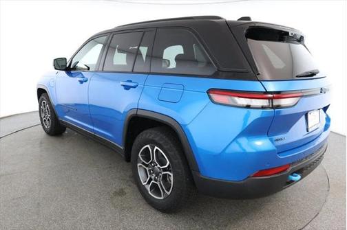 2022 Jeep Grand Cherokee 4xe Trailhawk