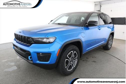 2022 Jeep Grand Cherokee 4xe Trailhawk