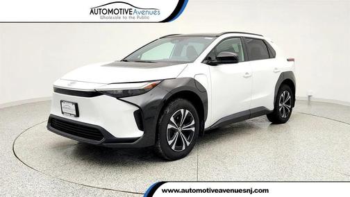 2024 Toyota bZ4X XLE