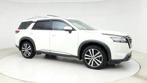 2023 Nissan Pathfinder Platinum 4WD