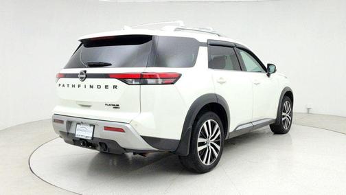2023 Nissan Pathfinder Platinum 4WD