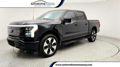AGATE BLACK METALLIC 2023 Ford F-150 Lightning Platinum