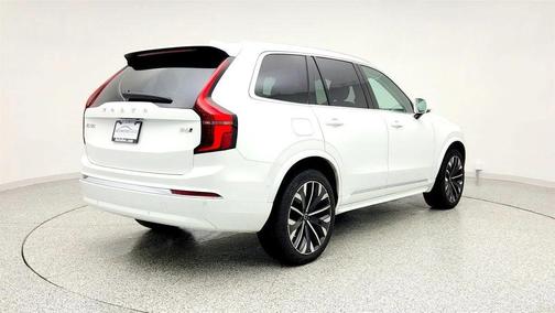 2025 Volvo XC90 B6 Plus 7-Seater
