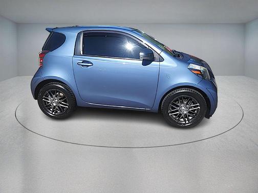 2012 Scion iQ 3dr Hatchback