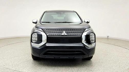 Labrador Black Pearl 2025 Mitsubishi Outlander PHEV ES S-AWC