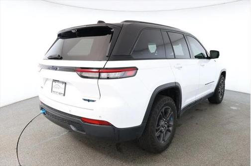 2024 Jeep Grand Cherokee 4xe Trailhawk Carb State Pkg