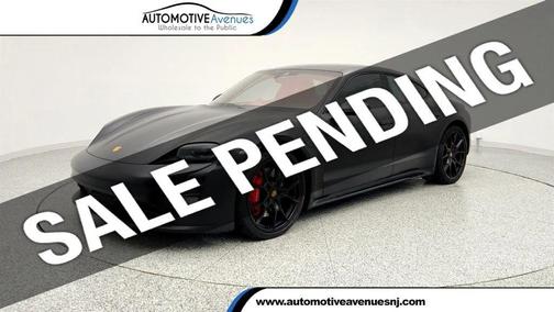 2022 Porsche Taycan GTS