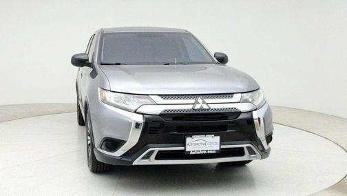 2019 Mitsubishi Outlander ES