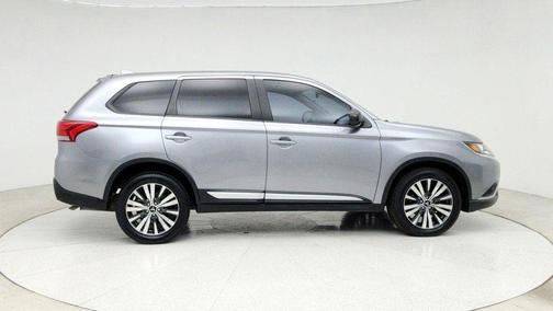2019 Mitsubishi Outlander ES