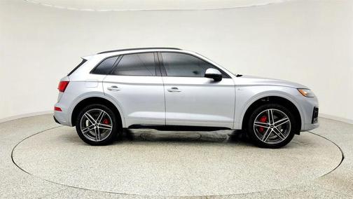 Florett Silver Metallic 2024 Audi Q5 55 S line Premium Plus