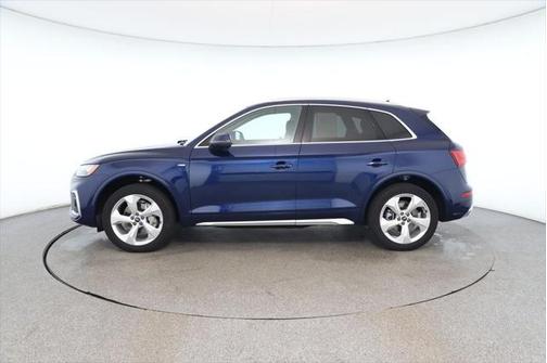 2022 Audi Q5 45 S line Premium Plus