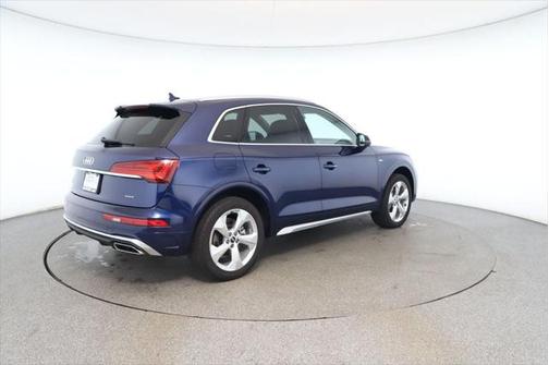 2022 Audi Q5 45 S line Premium Plus