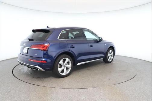 2022 Audi Q5 45 S line Premium Plus