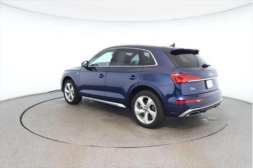 2022 Audi Q5 45 S line Premium Plus
