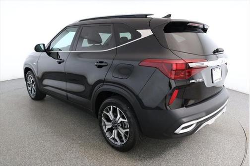 2022 Kia Seltos EX