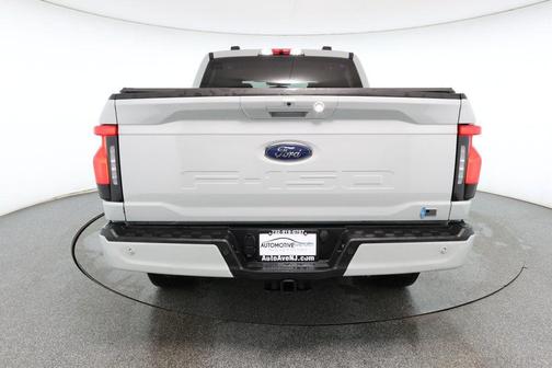 2023 Ford F-150 Lightning XLT