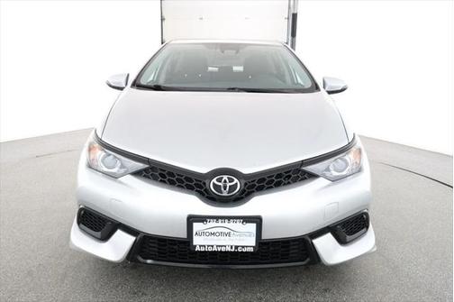 2017 Toyota Corolla iM Base