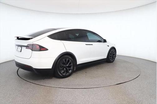 2023 Tesla Model X Standard Range