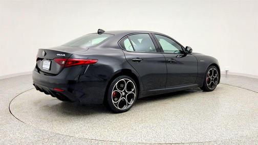2022 Alfa Romeo Giulia Veloce