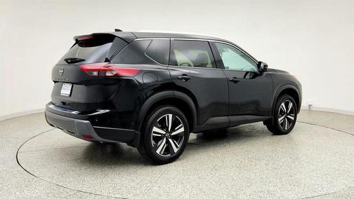 Super Black 2025 Nissan Rogue SL