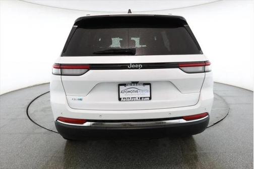 2023 Jeep Grand Cherokee 4xe Base