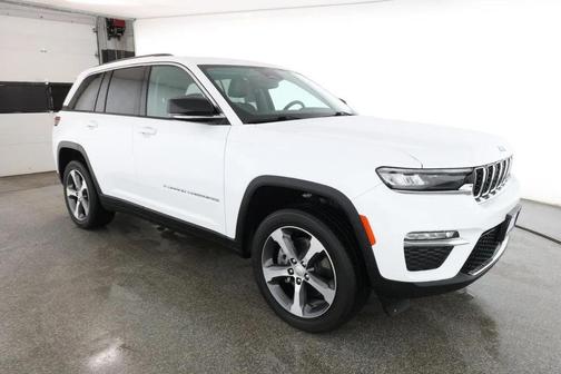2023 Jeep Grand Cherokee 4xe Base