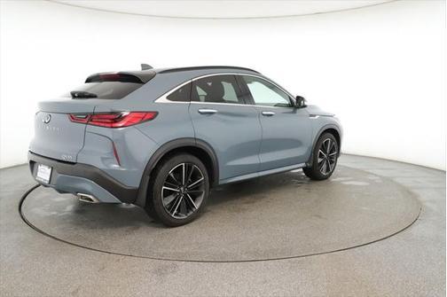 2022 INFINITI QX55 LUXE