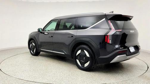 2024 Kia EV9 Wind